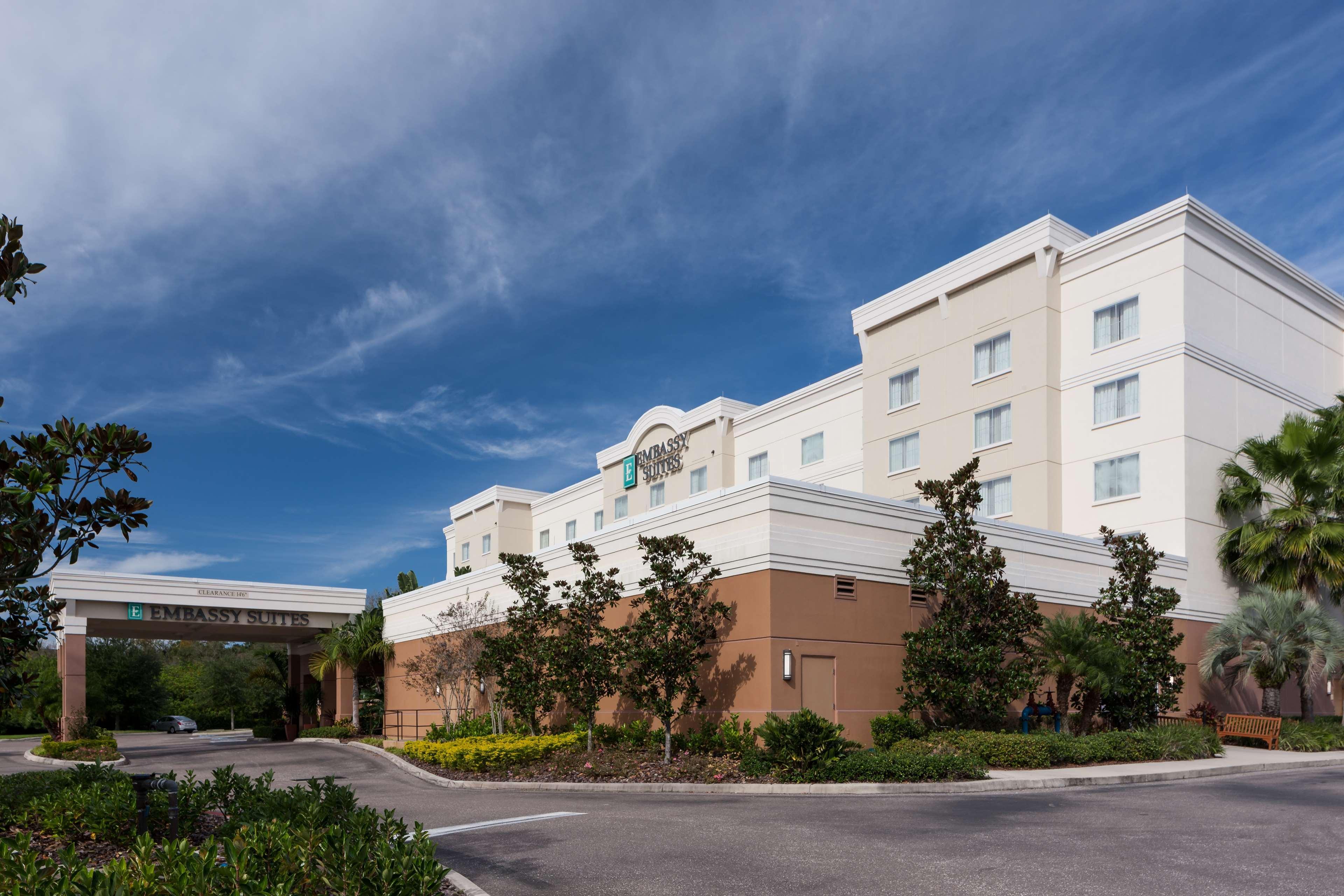 Embassy Suites By Hilton Tampa Brandon Heartland Екстериор снимка