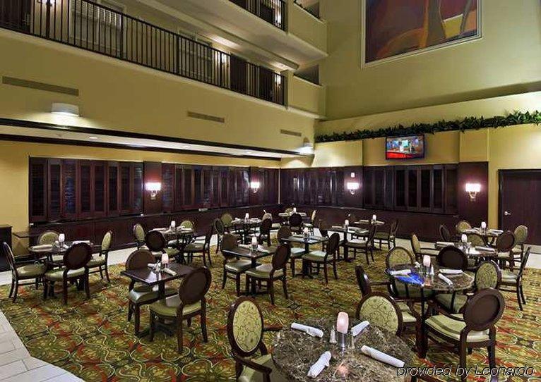 Embassy Suites By Hilton Tampa Brandon Heartland Ресторант снимка